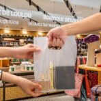 100 Pack Clear Plastic Bags, 9"x12" Merchandise Bags With Die Cut Handles for Retail, Small Business, Boutique Stores, Gifts - Image 7