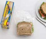 Sandwich Bags With Fold & Close Top (6.5 in X 5.5) in 200 Count Pack of 4 - Image 4
