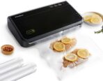 FoodSaver Vacuum Sealer Machine, Automatic Bag Detection, Sous Vide Friendly, with sealer bags, roll, handheld vacuum sealer, black - Image 2