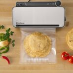 FoodSaver Quart Vacuum Seal Bags - Image 9