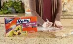 Hefty Quart Slider Storage Bags, 20 Count, BPA Free, Red, Plastic, Slide Closure, Disposable, Refrigerate - Image 3