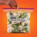 Hefty Slider Kitchen Storage Bags, Gallon Size, 15 Count - Image 5