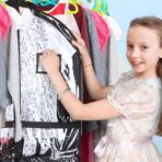 Syeeiex 3" Gusseted Clear Dance Costume Garment Bag, 40'' Dance Garment Bags for Dancers with 4 Zippered Pocket & Can Hold 1-3 Dance Costumes - Suitable for Dance Competitions, Ballet(Black, 2 Pack) - Image 7